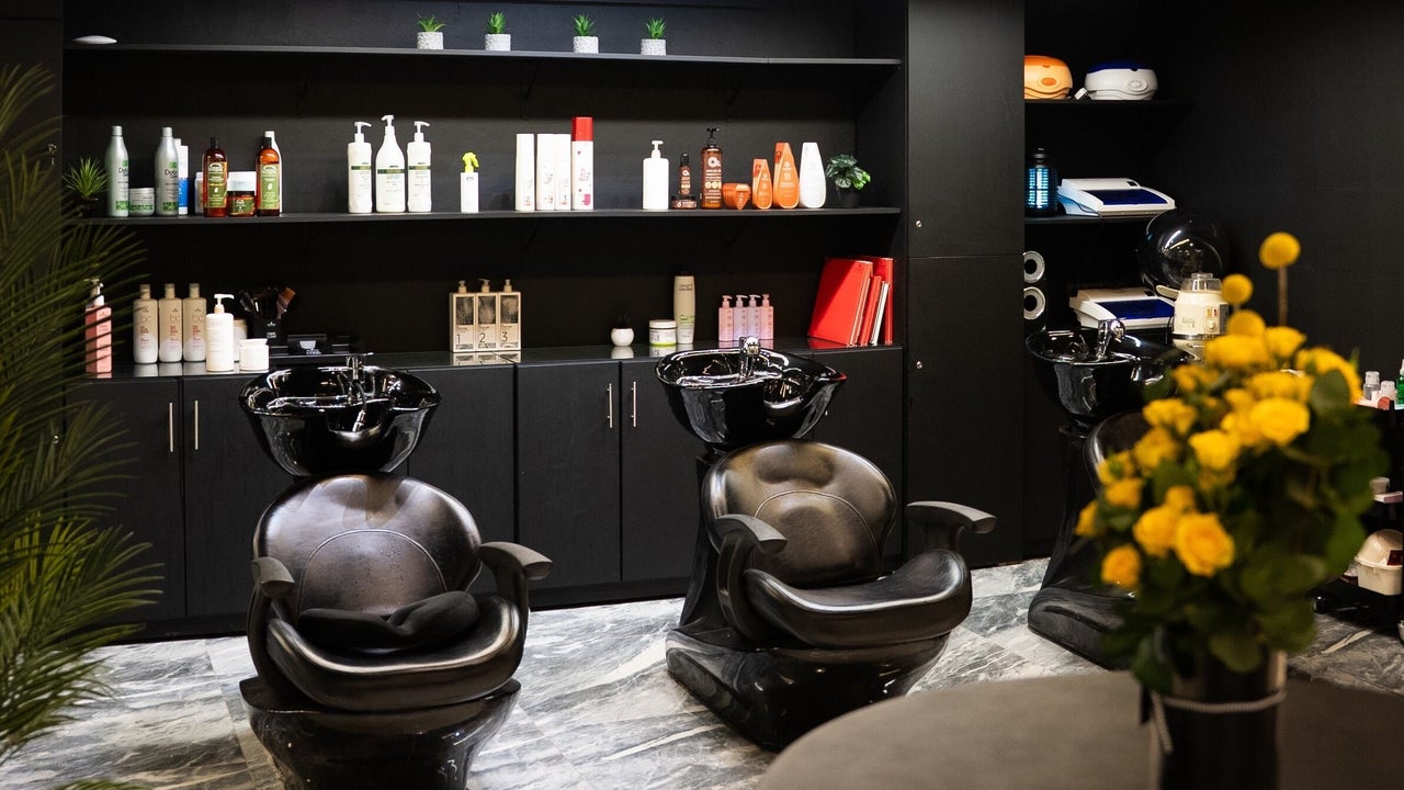 Dee Beauty Salon صالون دي للجمال