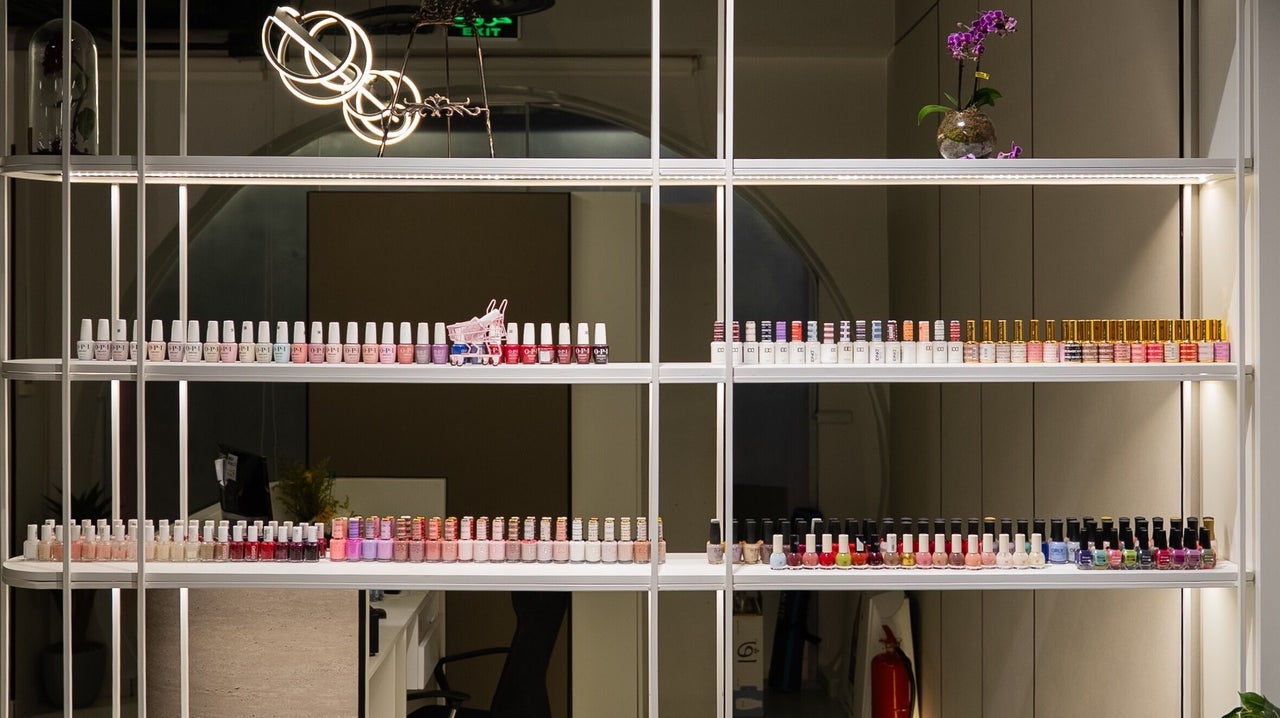 Dee Beauty Salon صالون دي للجمال