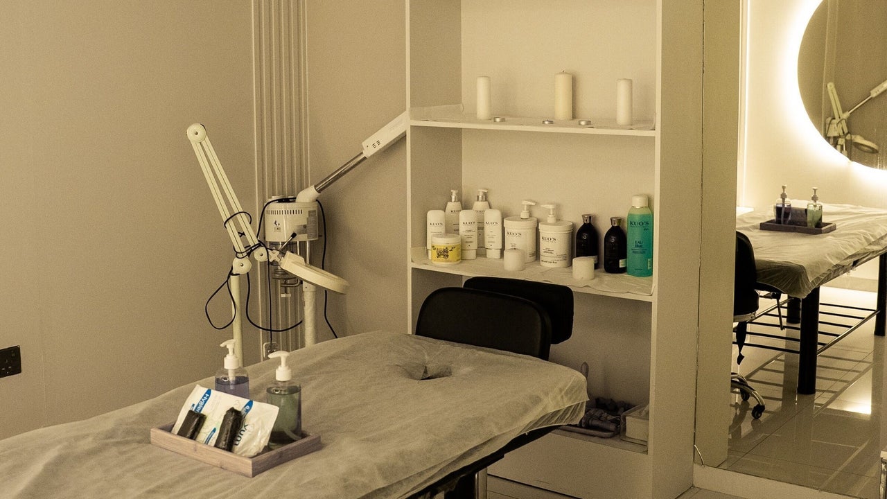 Dee Beauty Salon صالون دي للجمال