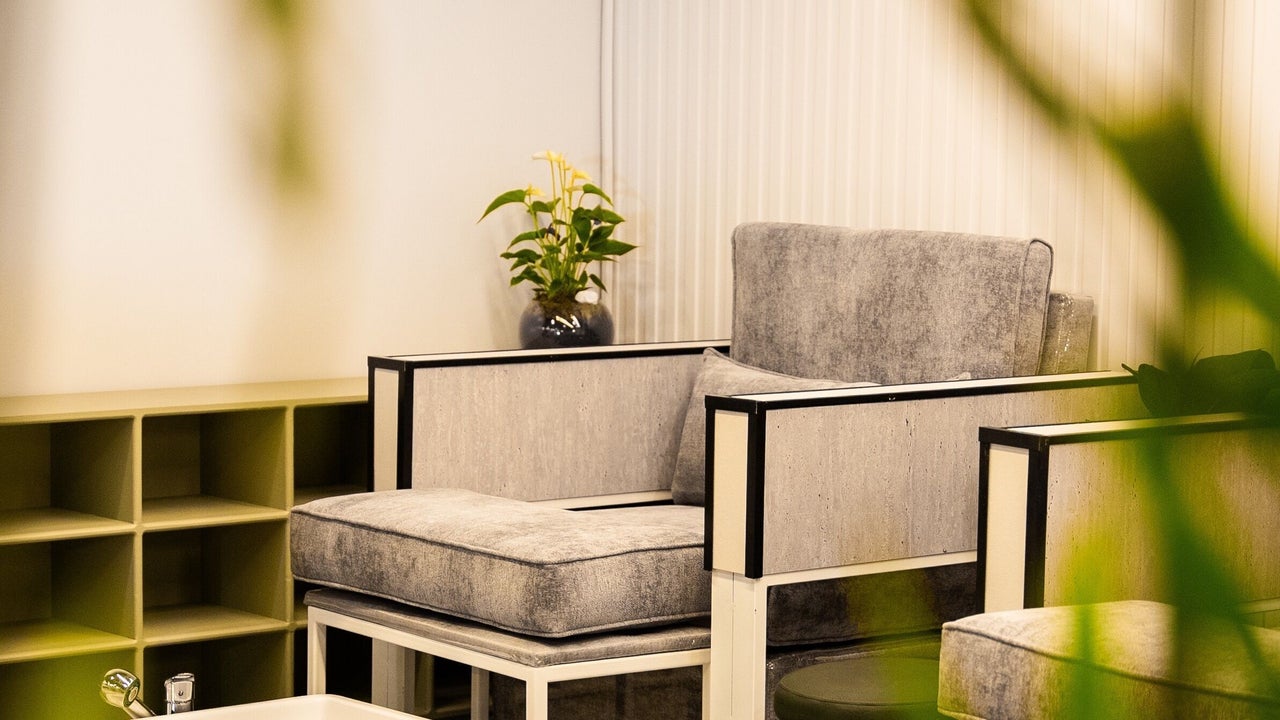 Dee Beauty Salon صالون دي للجمال