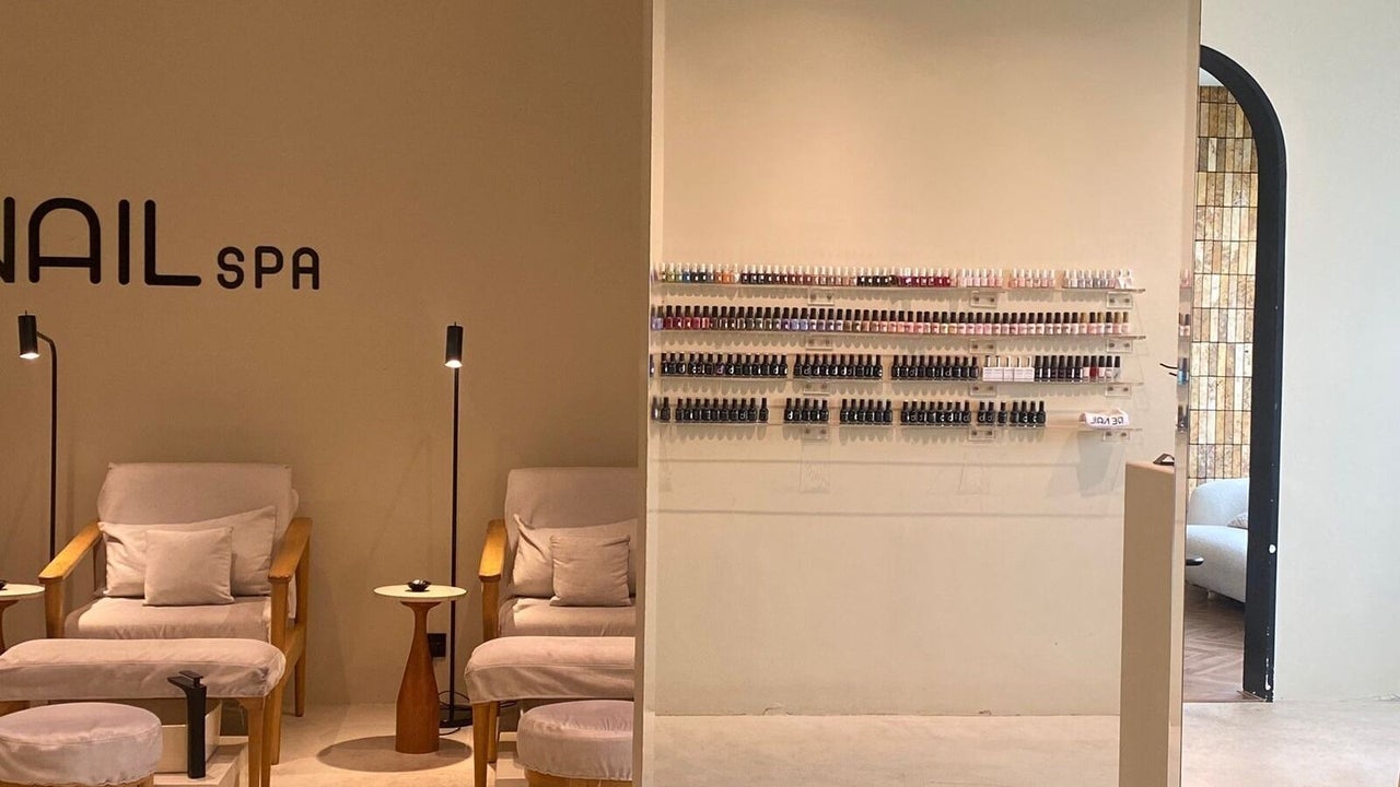 Re Nail Spa