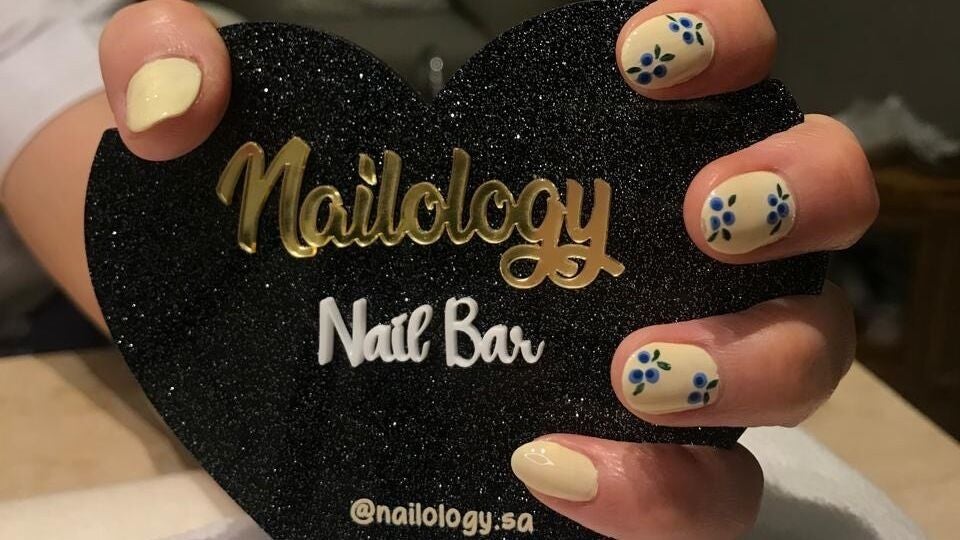 Nailology Nail Bar