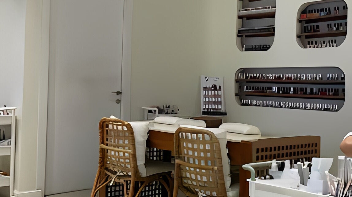 Awi Nail Bar - Al Rayyan Branch