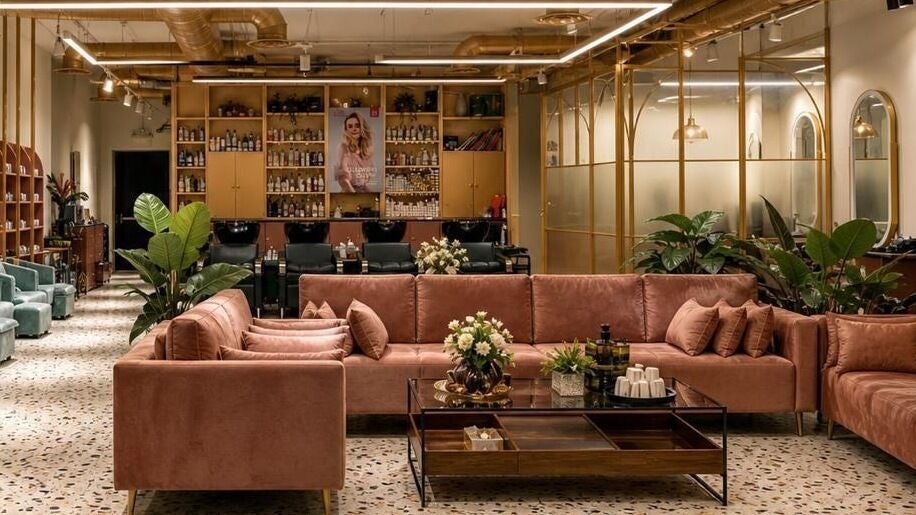 Donna Salon