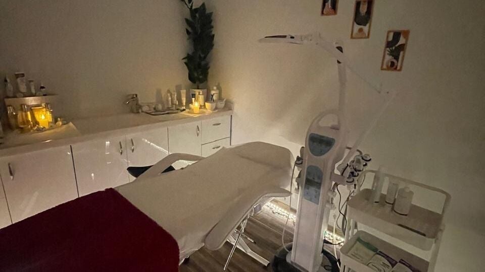 Aurora Beauty Lounge