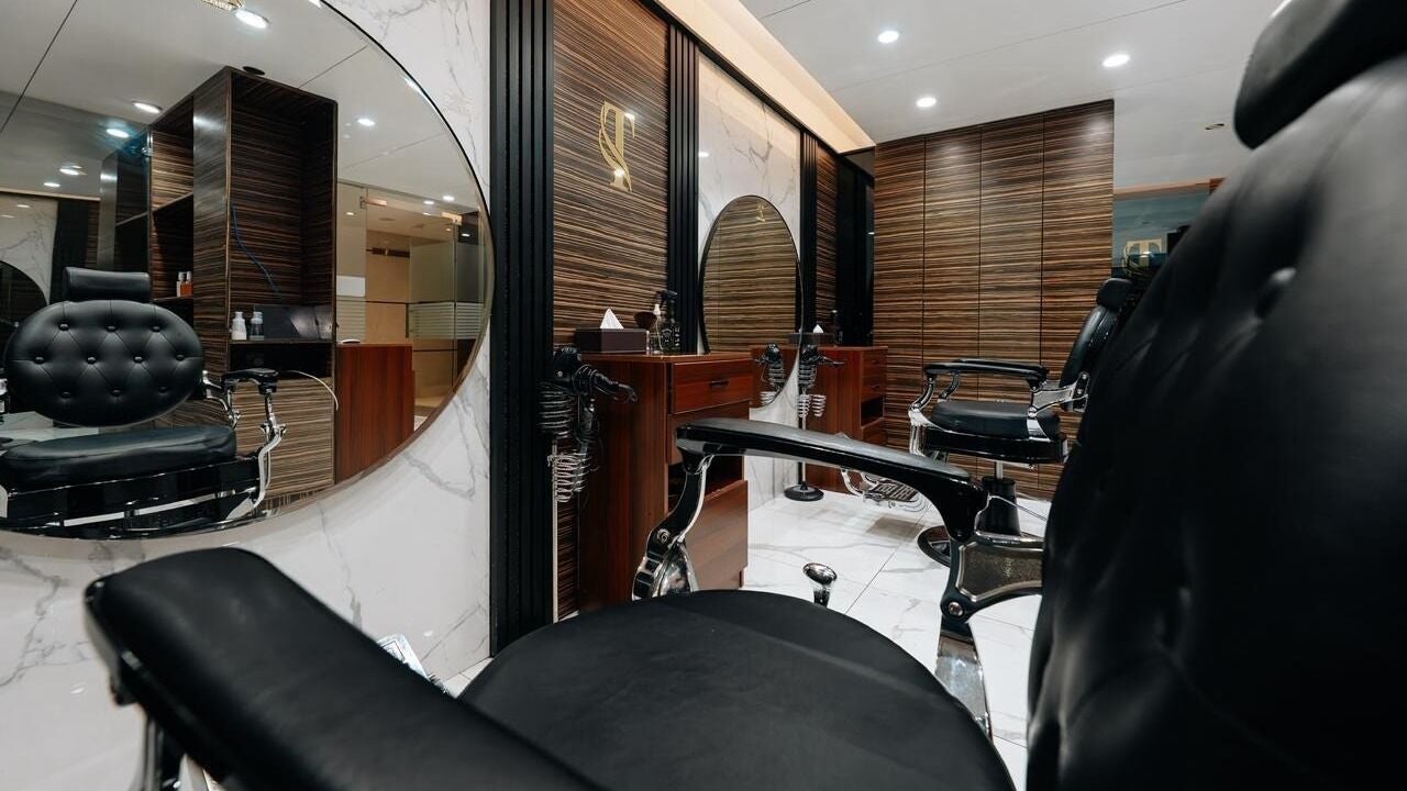 Rosh Barber