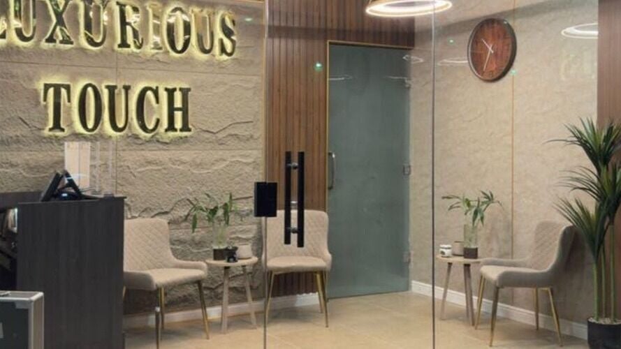 مركز لمسات فاخرة للمساج — Riyadh