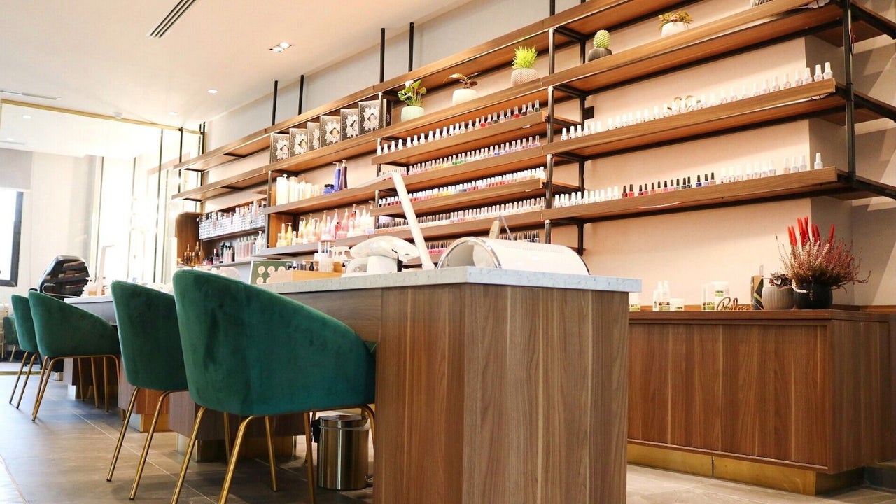 Gloss'd Beauty Lounge Khobar