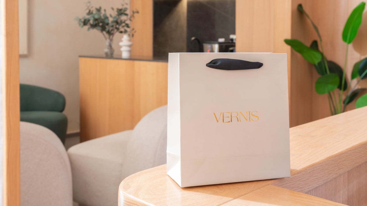 Vernis Nail Spa - Al Rabi Branch