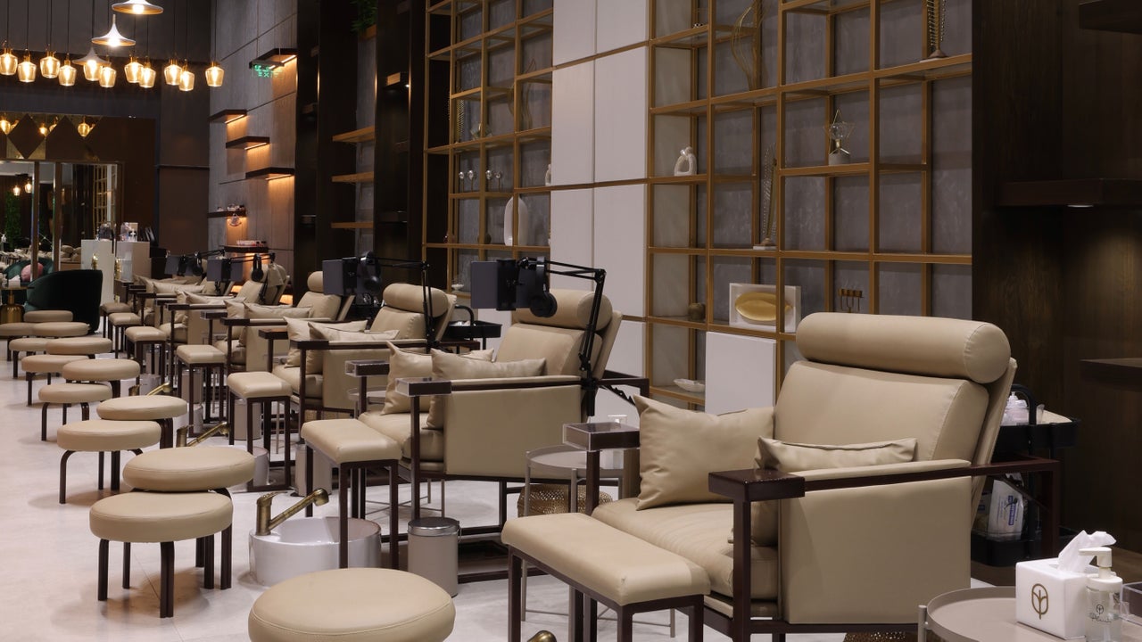 Plush Nail Boutique - As Sulimaniyah