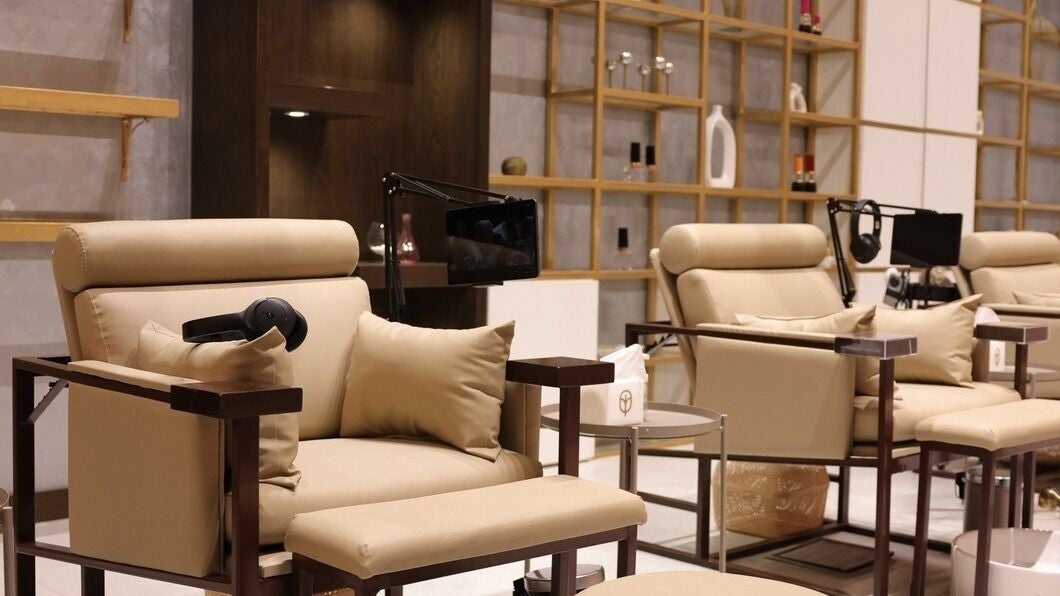 Plush Nail Boutique - As Sulimaniyah