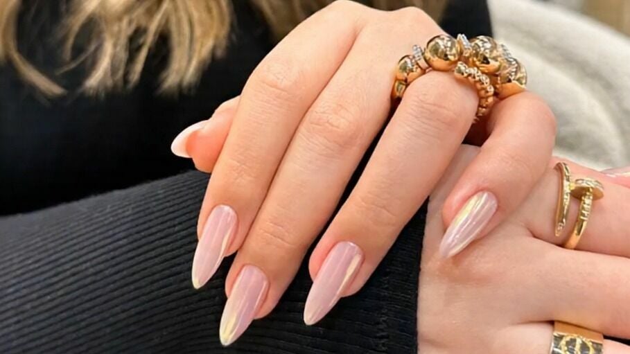 Russian Nails Art Salon