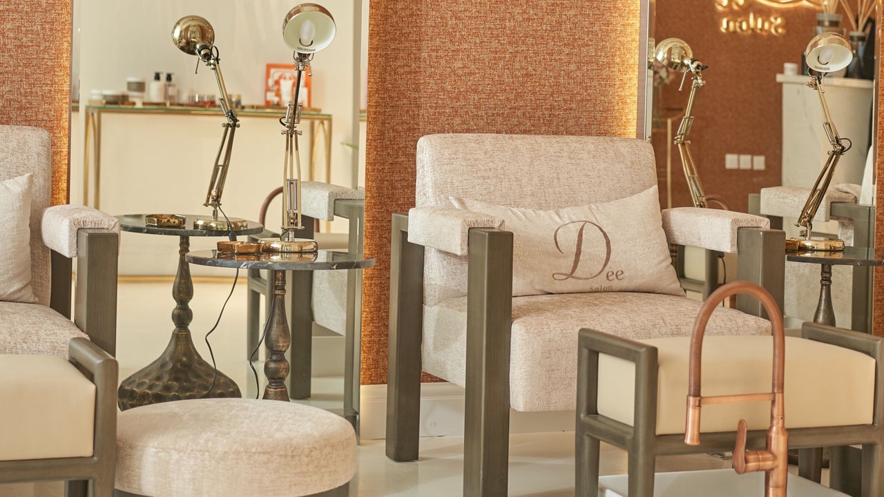 Dee Salon