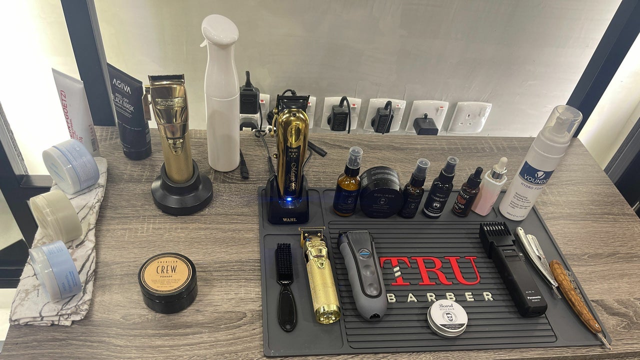 Mirror Barbershop