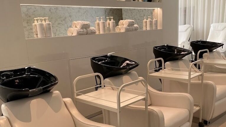 Yin Salon and Spa