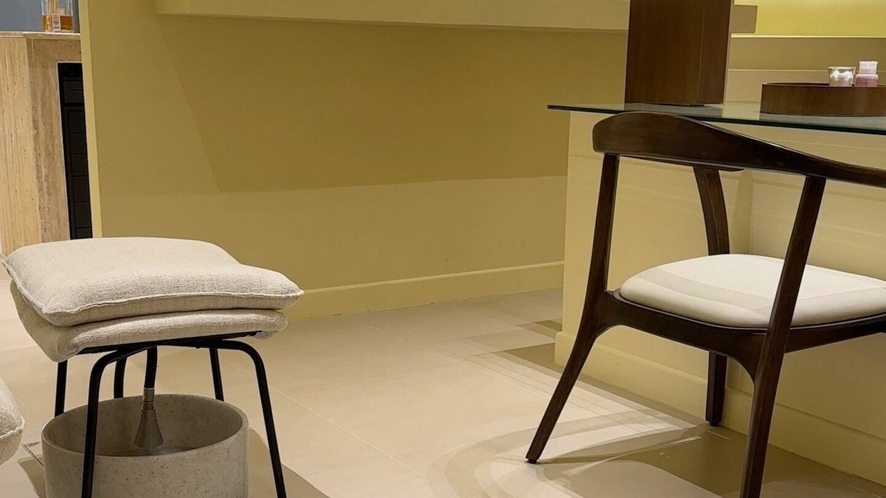 Beige Nail Studio